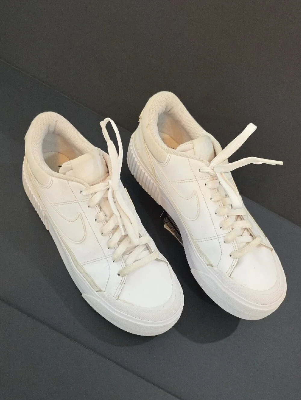 Nike Court Legacy Lift Women’s Cream/White Platform Sneakers Size 8